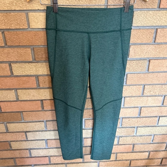 Outdoor Voices 3/4 Warm-Up Crop Leggings, Activewear, Hunter Green Size Small - Picture 2 of 6